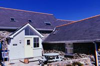 Cwt Drecs - Luxury Self Catering Cottage - Penrhyn Farm Cottages